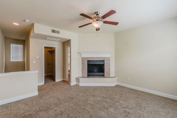 \monticello fort worth apartments" & 